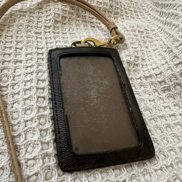 Coach Brown Leather Lanyard/ID Holder - Picture 3 of 5